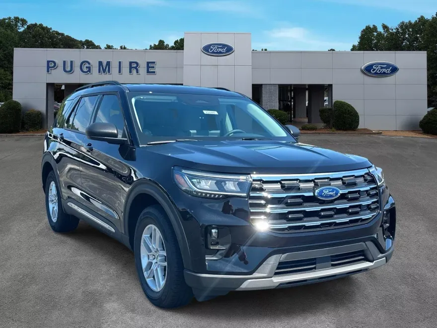 2025 Ford Explorer photo 1