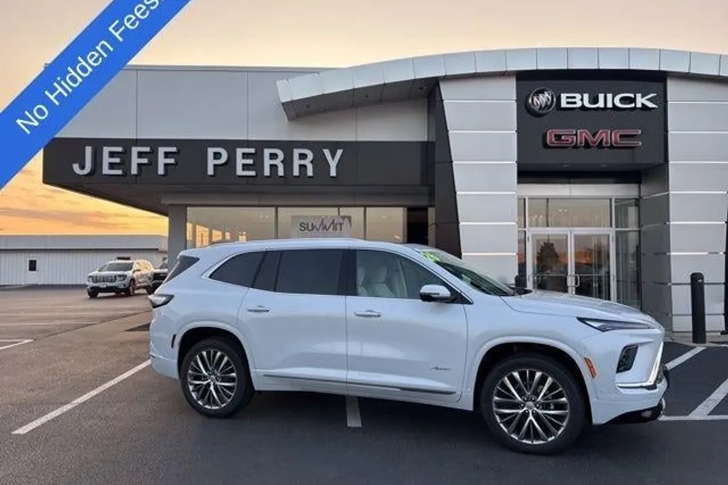 2026 Buick Enclave Avenir photo 1