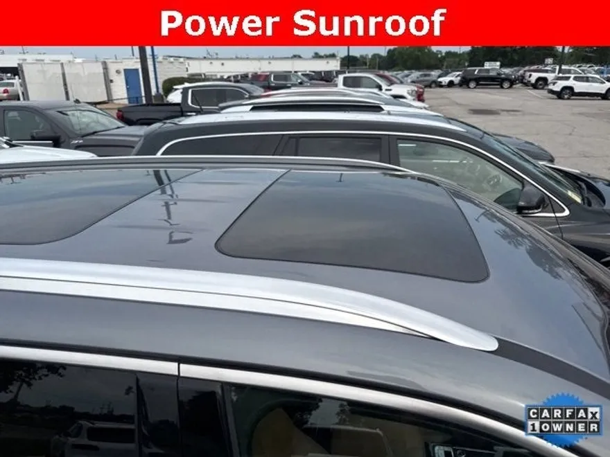 2022 Kia Telluride SX photo 1