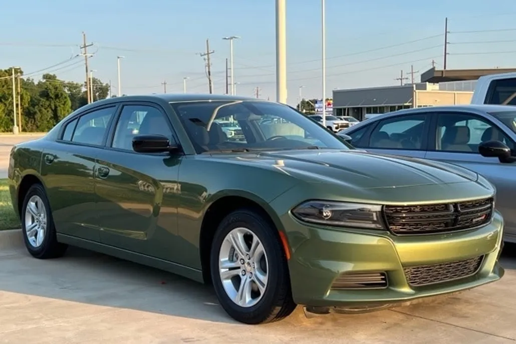 2023 Dodge Charger SXT photo 1