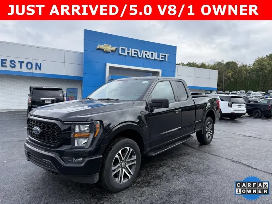 2023 Ford F-150 XL photo 1