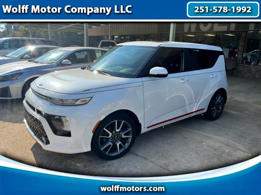 2020 Kia Soul GT-Line photo 1