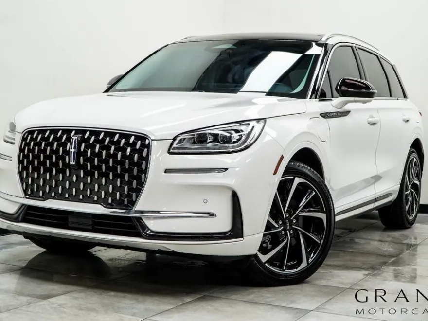 2024 Lincoln Corsair Grand Touring photo 1