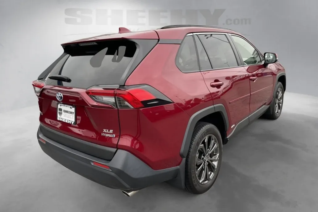 2023 Toyota RAV4 Hybrid XLE Premium photo 1