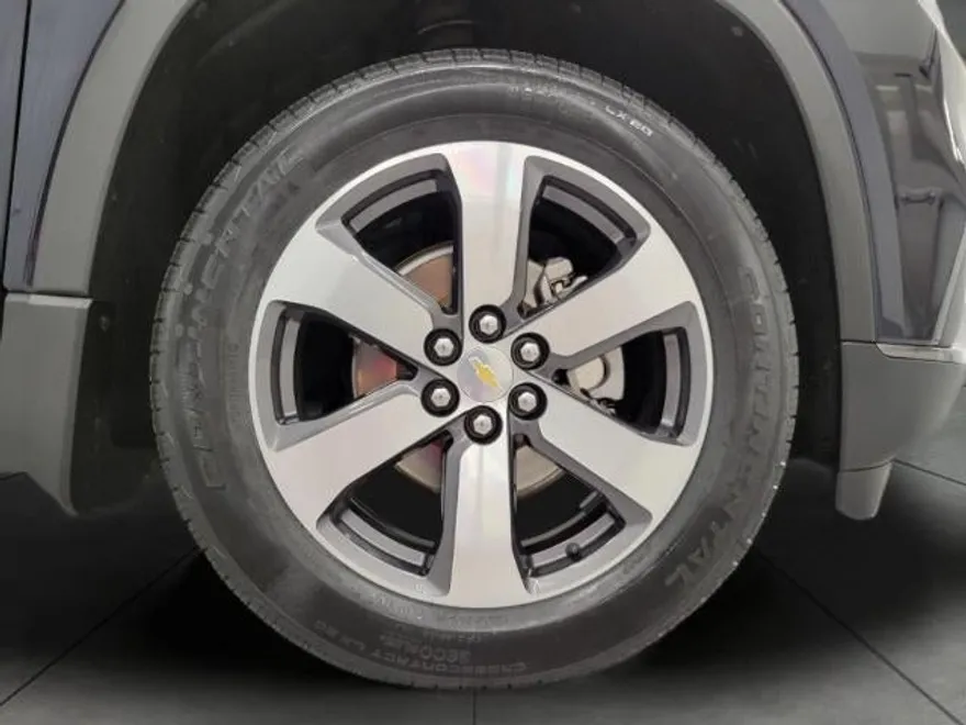 2020 Chevrolet Traverse Leather photo 1