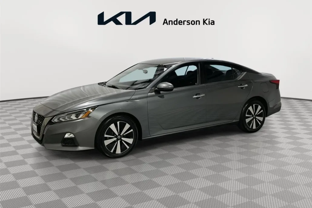 2021 Nissan Altima 2.5 SV photo 1