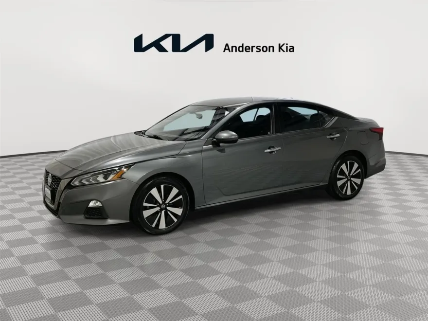 2021 Nissan Altima 2.5 SV photo 1