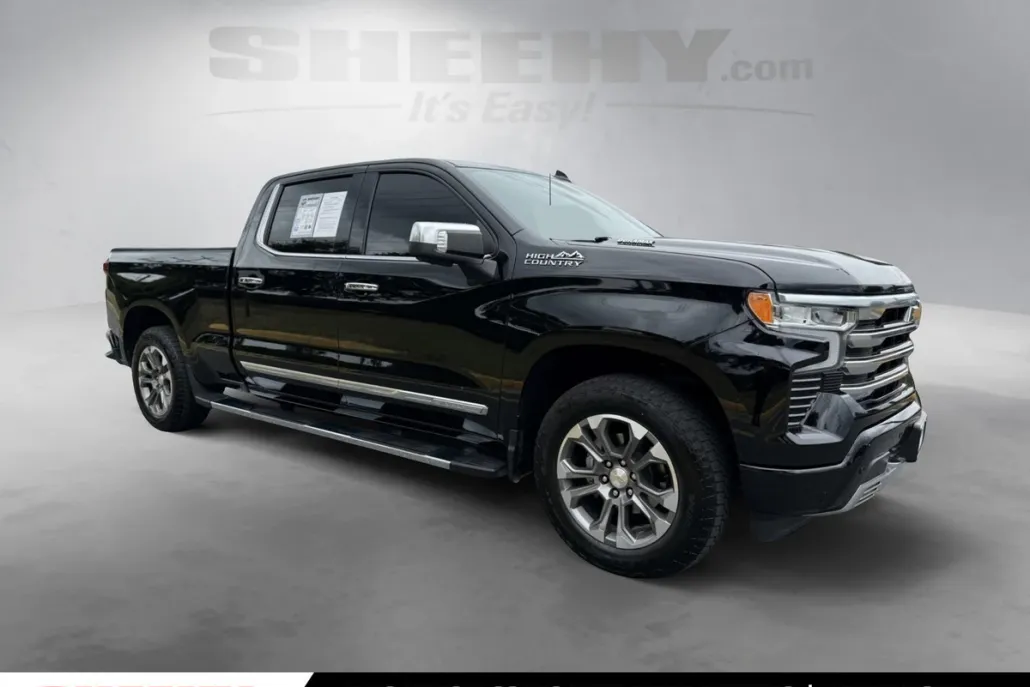 2024 Chevrolet Silverado 1500 High Country photo 1