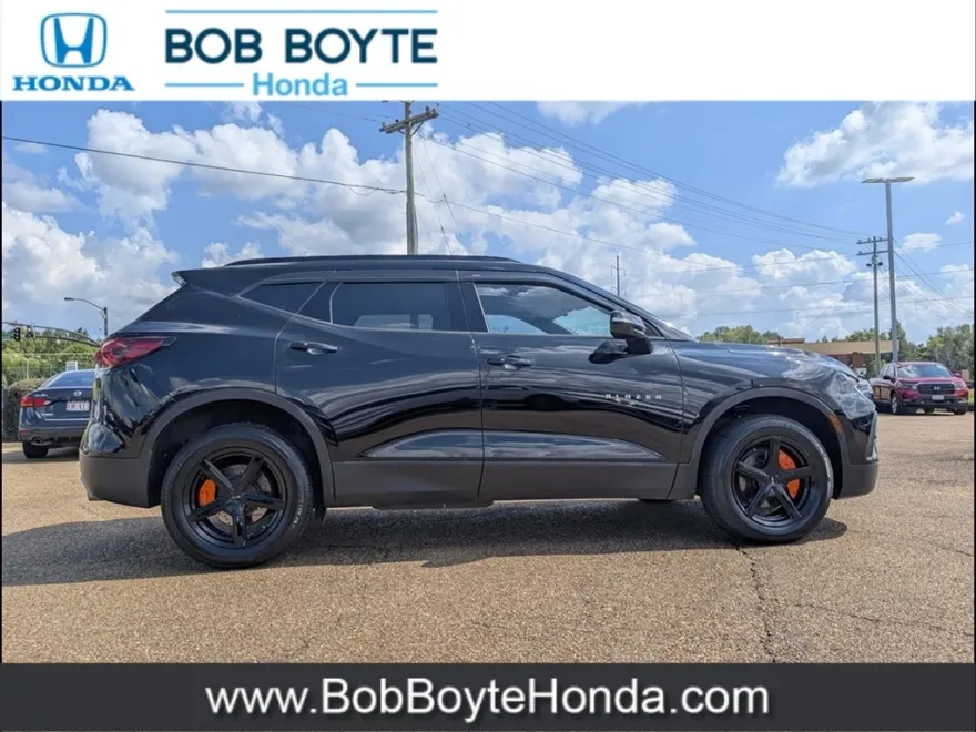 2020 Chevrolet Blazer 2LT photo 1