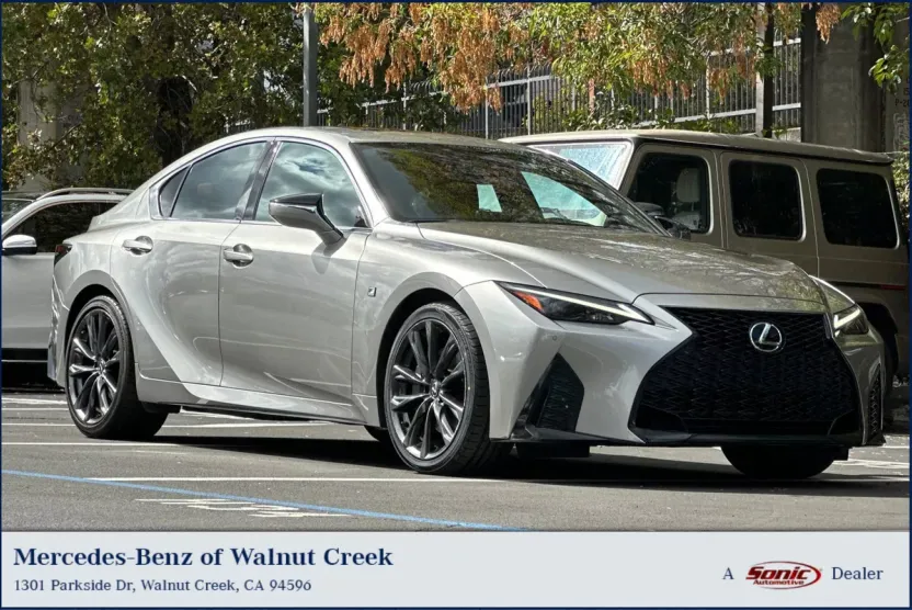 2023 Lexus IS 350 F SPORT photo 1