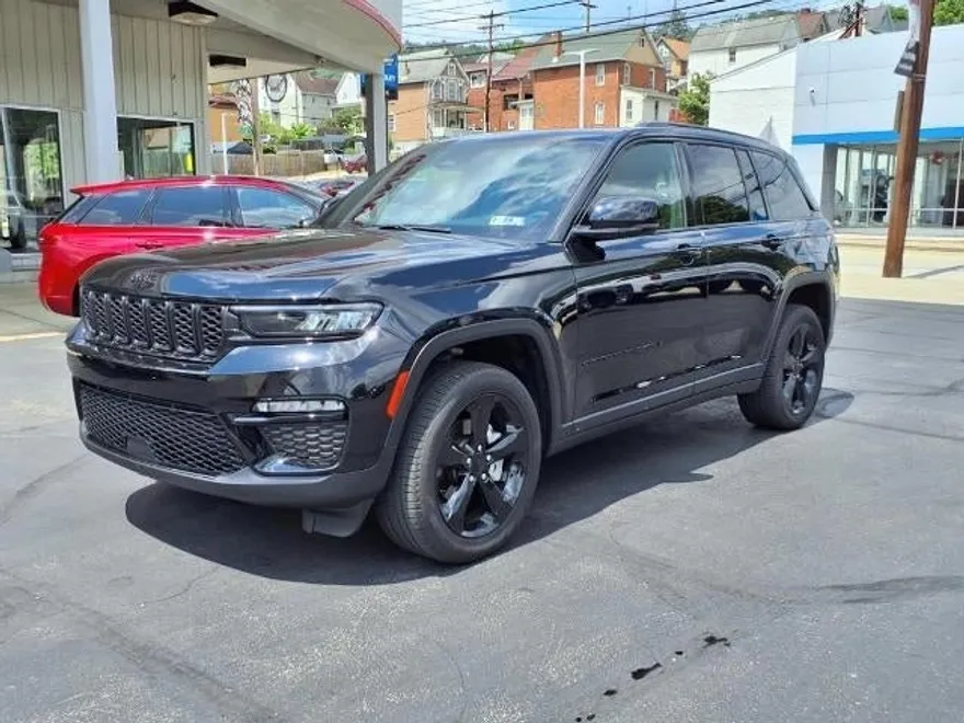 2024 Jeep Grand Cherokee Limited photo 1