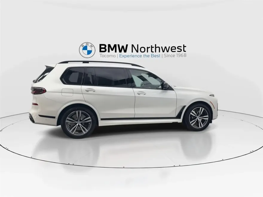 2026 Bmw X7 M60i photo 1