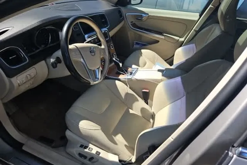 2016 Volvo S60 Inscription T5 Drive-E Premier photo 1