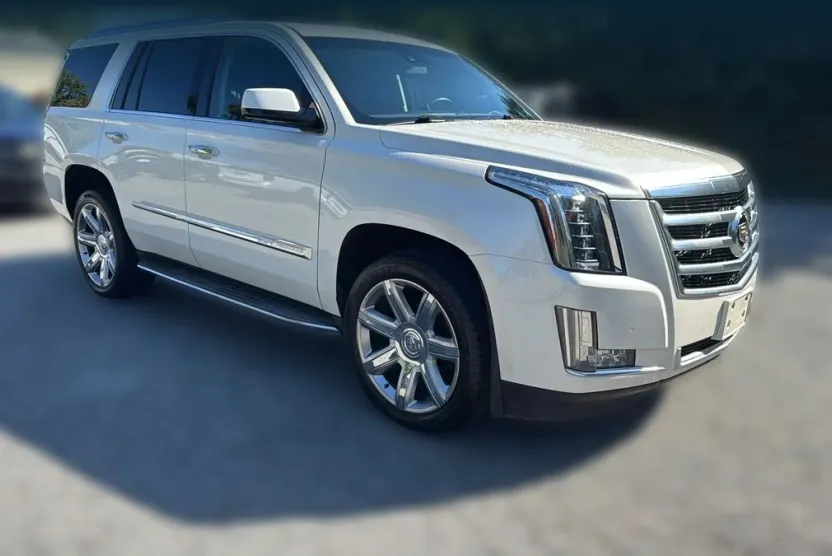 2015 Cadillac Escalade Luxury Sport photo 1