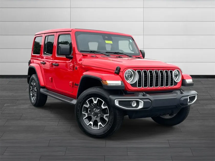 2025 Jeep Wrangler Sahara photo 1