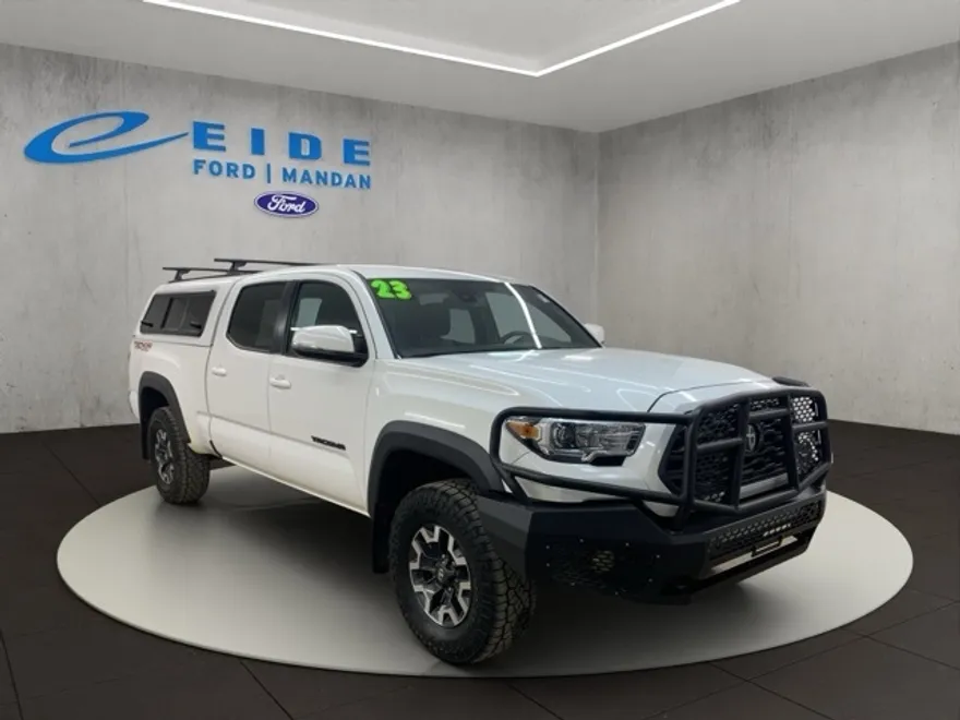 2023 Toyota Tacoma TRD Off-Road photo 1