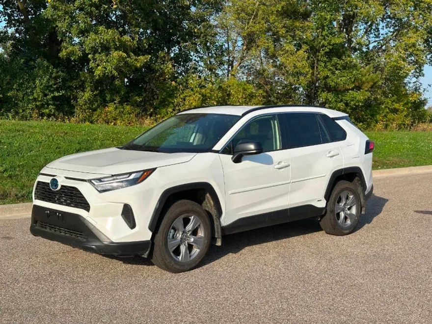 2024 Toyota RAV4 Hybrid LE photo 1