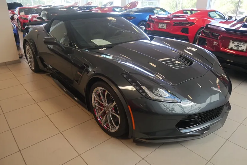 2019 Chevrolet Corvette Grand Sport 2LT photo 1