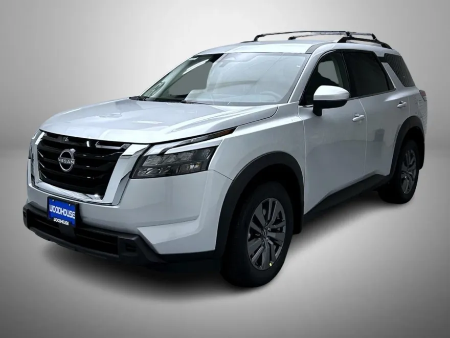 2025 Nissan Pathfinder SV photo 1