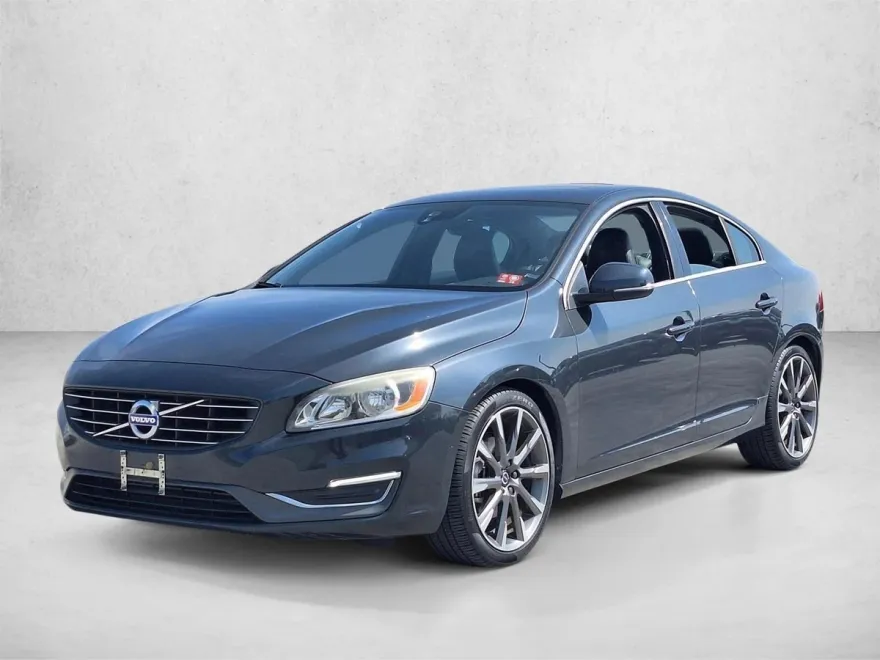 2015 Volvo S60 T5 Premier Drive-E photo 1