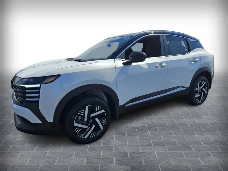2026 Nissan Kicks SV photo 1