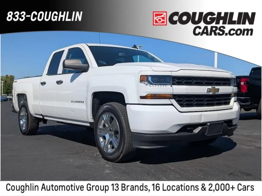 2019 Chevrolet Silverado 1500 Custom photo 1