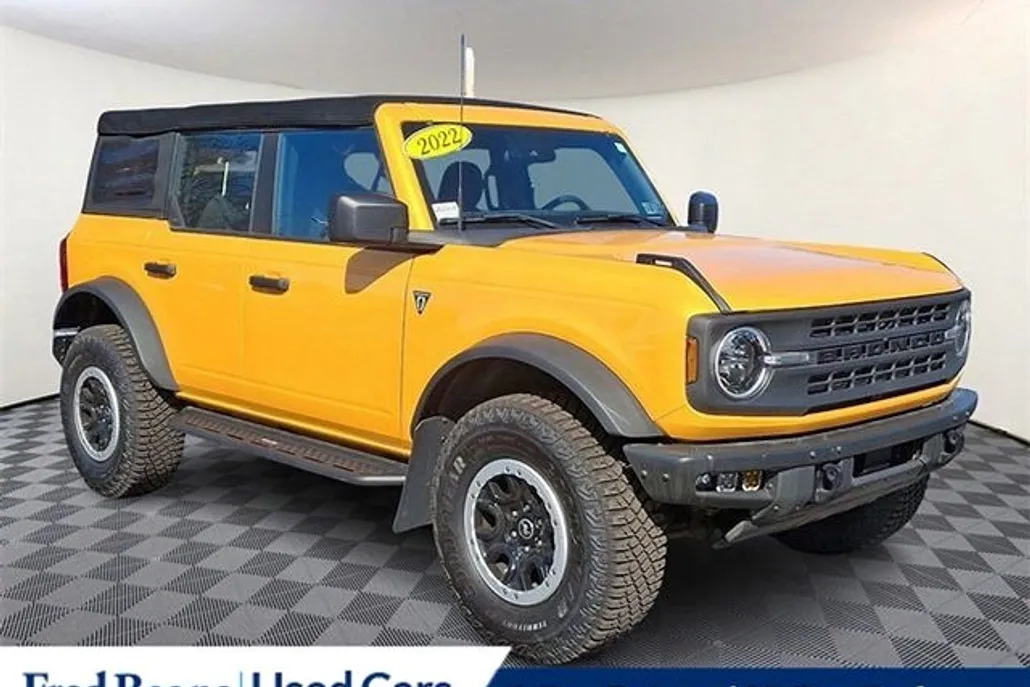 2022 Ford Bronco Base photo 1