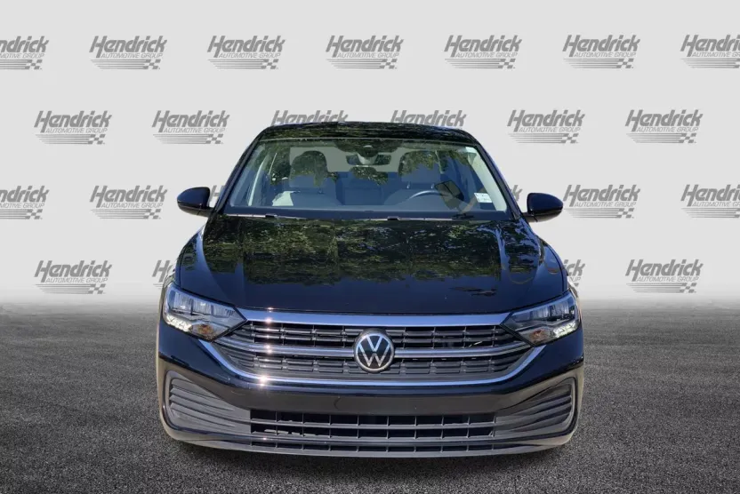 2022 Volkswagen Jetta SE photo 1