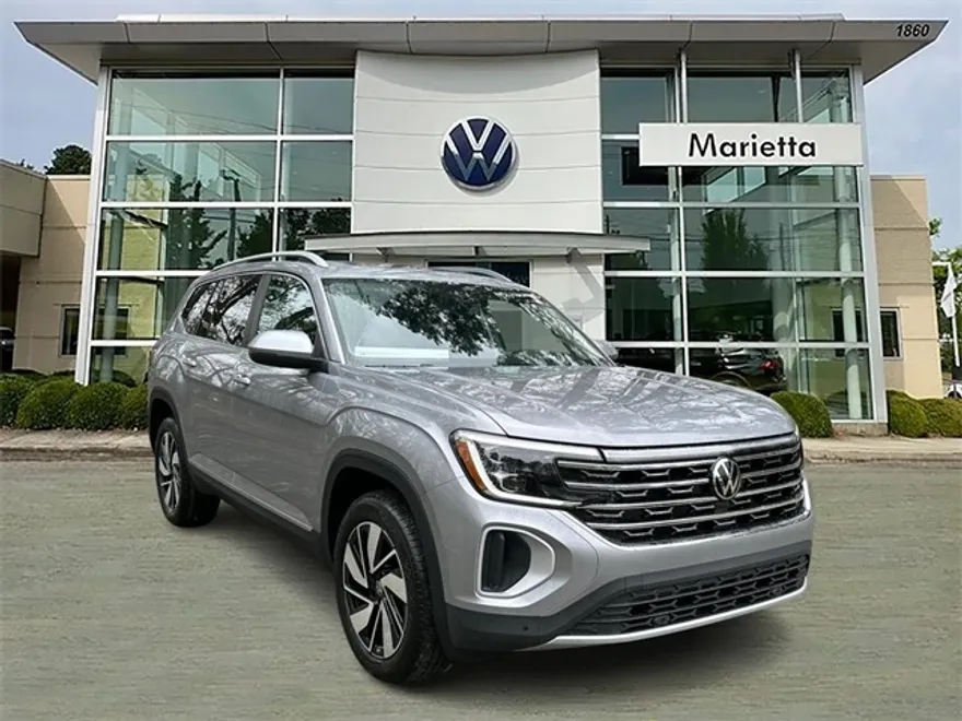 2025 Volkswagen Atlas SEL photo 1