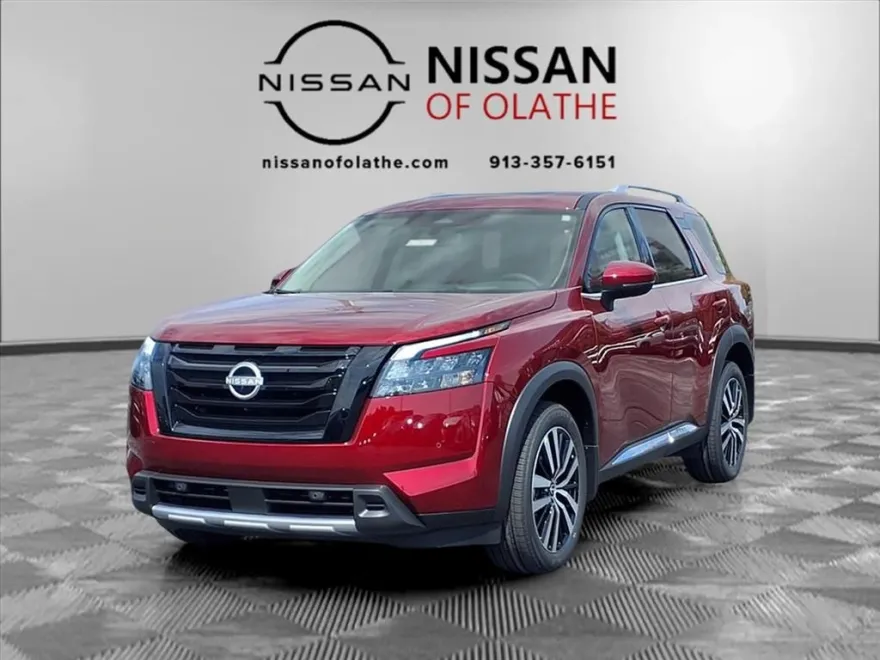2025 Nissan Pathfinder Platinum photo 1