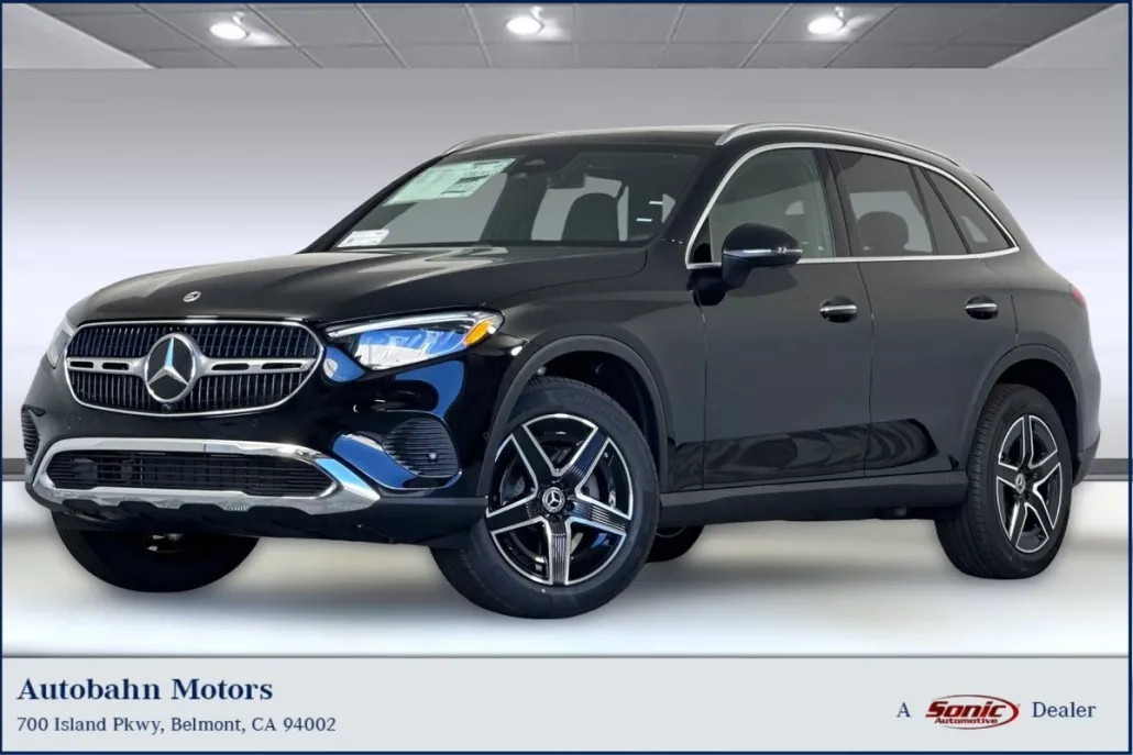 2026 Mercedes Benz GLC 300 4MATIC photo 1