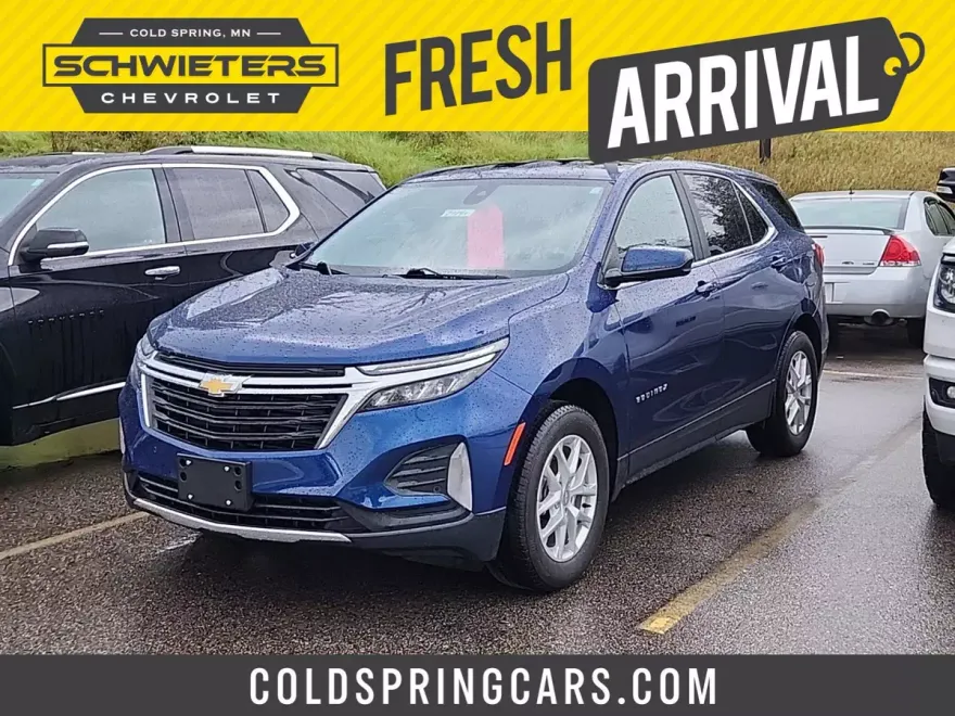 2023 Chevrolet Equinox LT photo 1