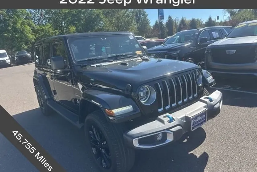 2022 Jeep Wrangler 4xe Unlimited Sahara photo 1