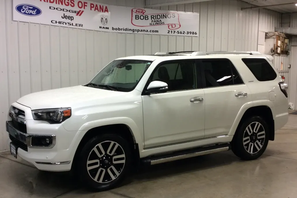 2023 Toyota 4Runner Limited photo 1