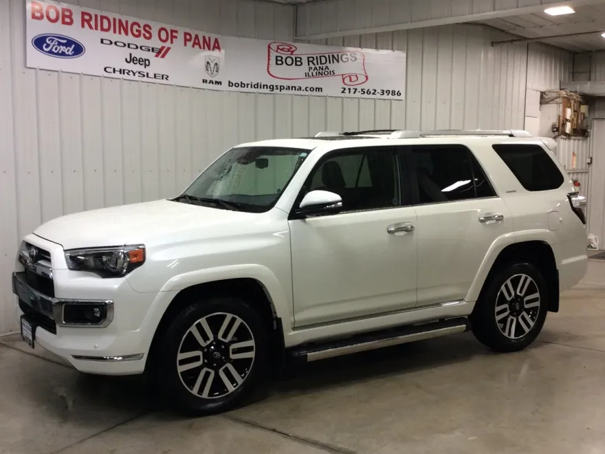 2023 Toyota 4Runner Limited photo 1