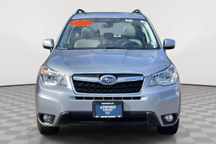 2016 Subaru Forester 2.5i Limited photo 1