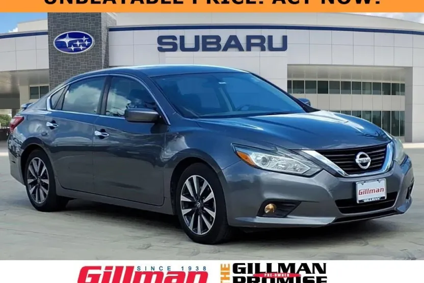 2017 Nissan Altima 2.5 SV photo 1