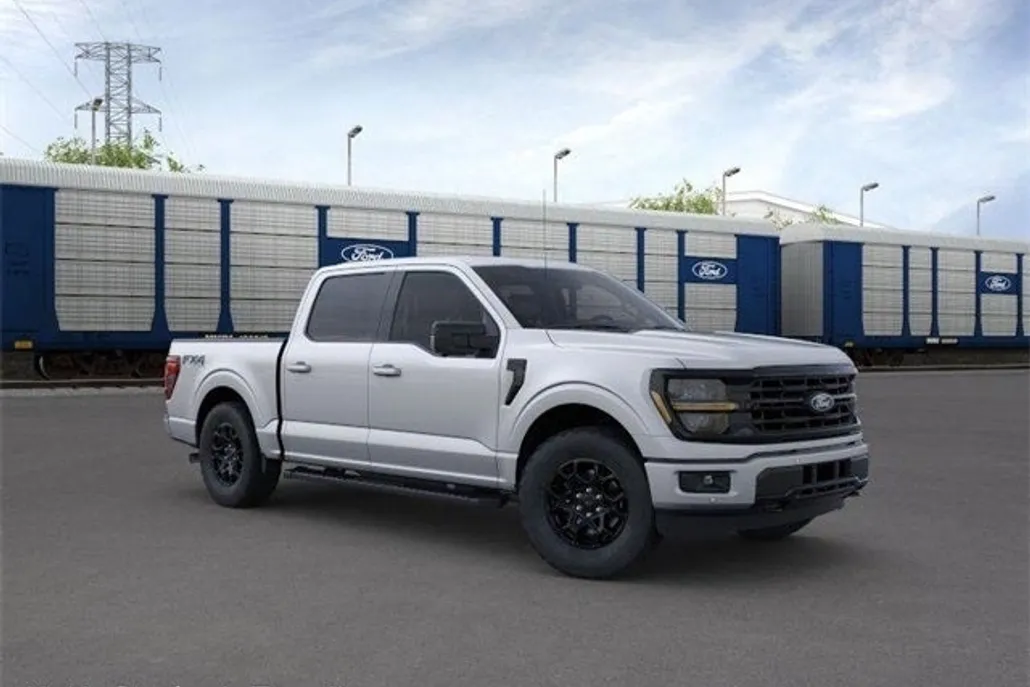 2025 Ford F-150 XLT photo 1