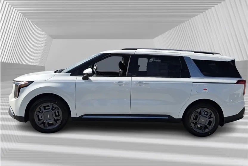 2026 Kia Carnival SX Prestige photo 1