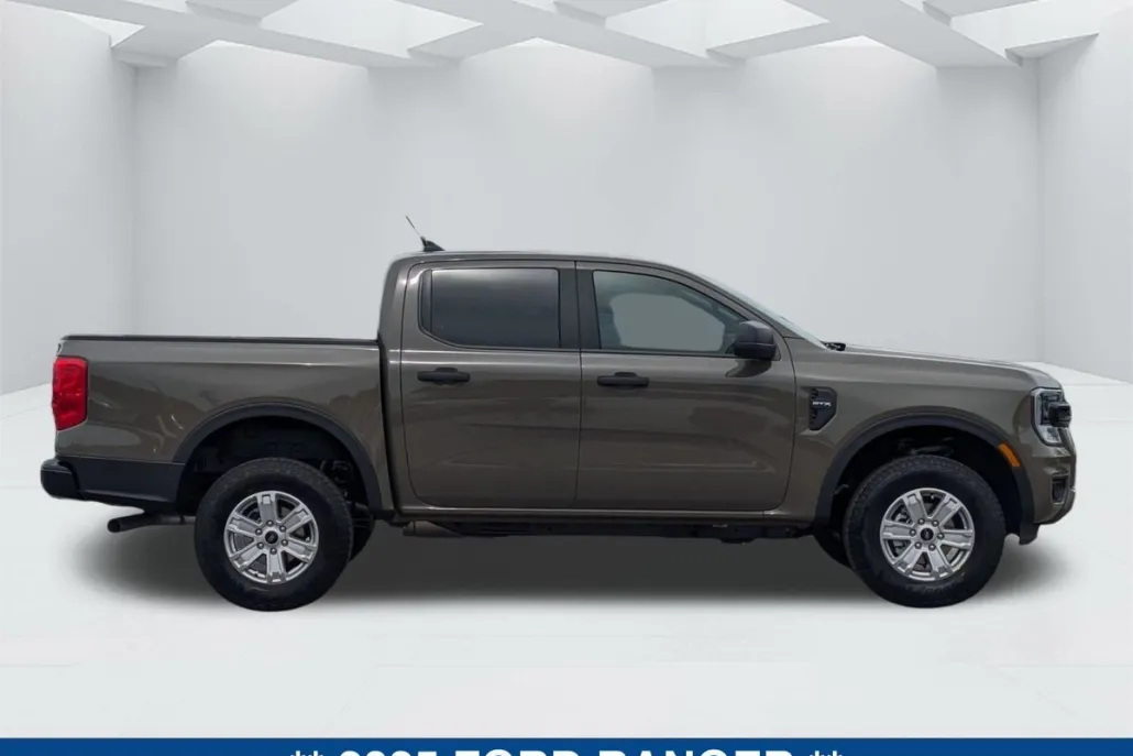 2025 Ford Ranger XL photo 1