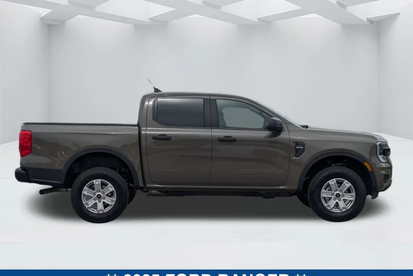 2025 Ford Ranger XL photo 1
