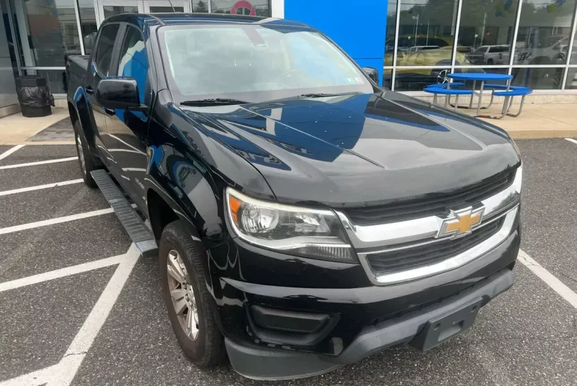2019 Chevrolet Colorado LT photo 1