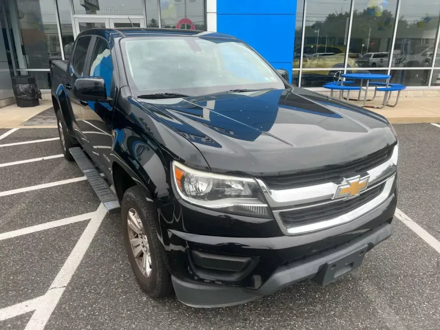 2019 Chevrolet Colorado LT photo 1