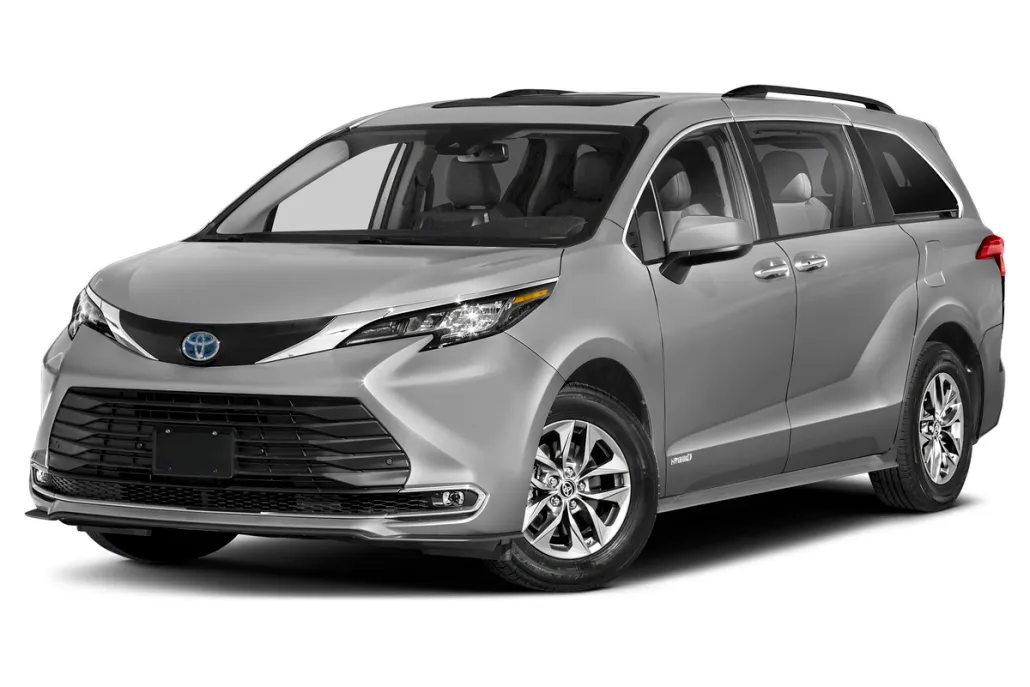 2023 Toyota Sienna XLE photo 1