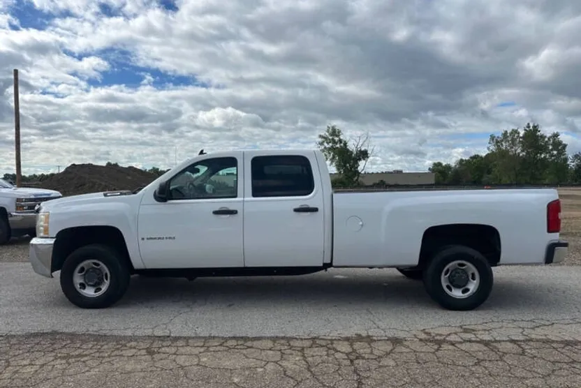 2009 Chevrolet Silverado 2500HD photo 1