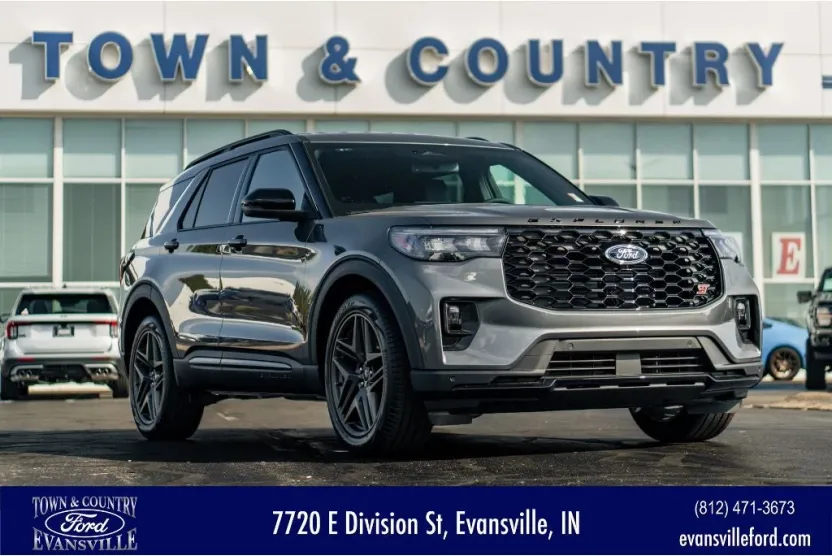 2025 Ford Explorer ST photo 1