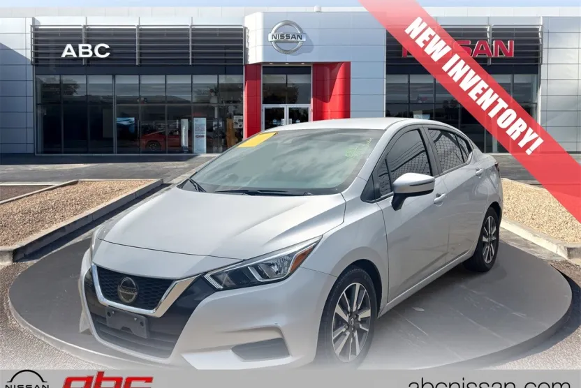 2021 Nissan Versa 1.6 SV photo 1