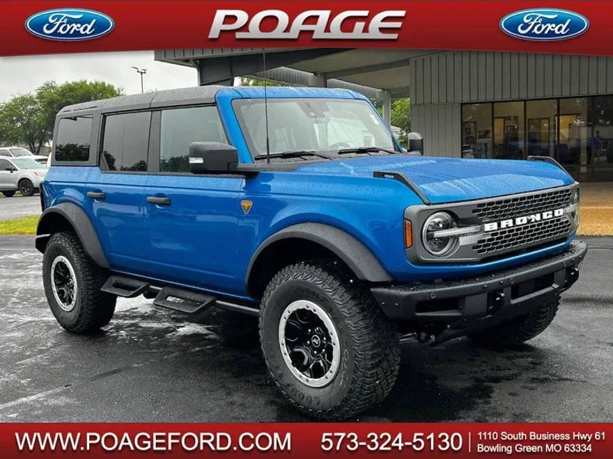 2024 Ford Bronco Badlands photo 1