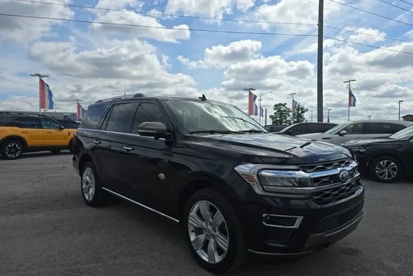 2024 Ford Expedition King Ranch photo 1