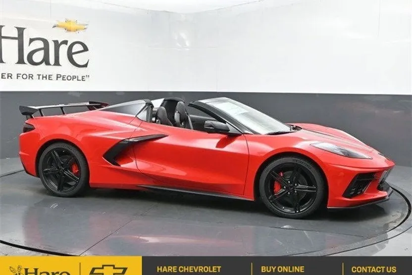 2026 Chevrolet Corvette Stingray 2LT photo 1